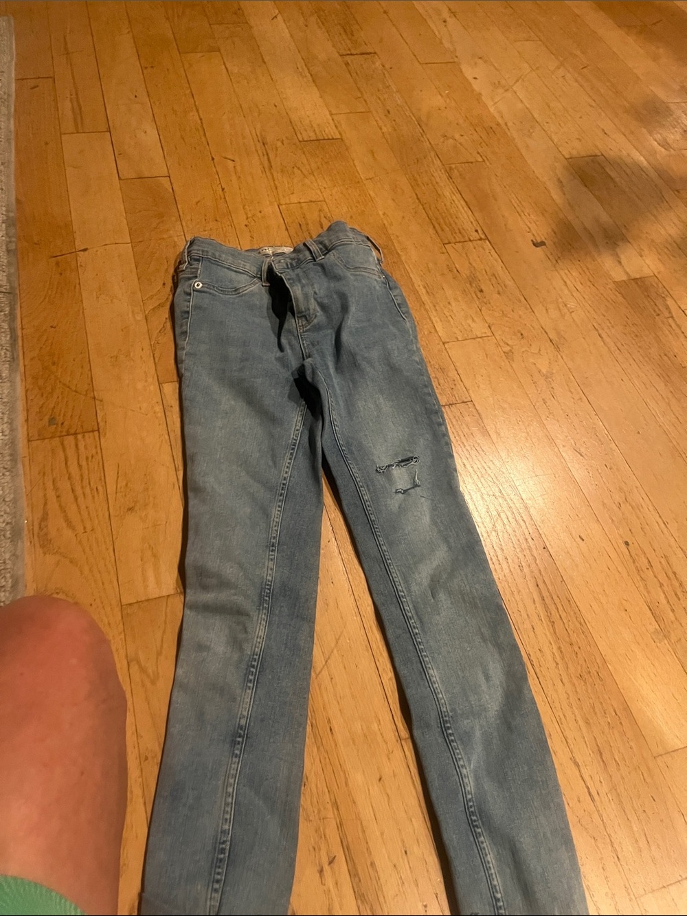 Free People Light Blue Skinny Jeans with Knee Distress